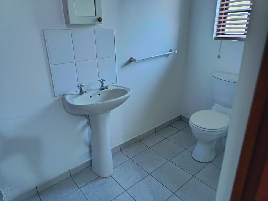 To Let 1 Bedroom Property for Rent in Joostenbergvlakte Western Cape
